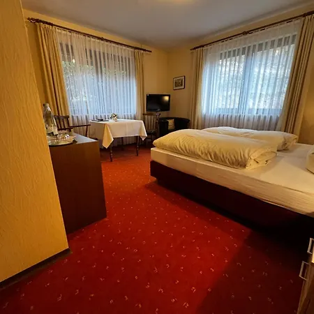 Landgasthof Waldschloesschen Otel 3*